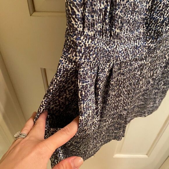 Vince 100% Silk Summer Romper Static Print Size 4 - Picture 5 of 7